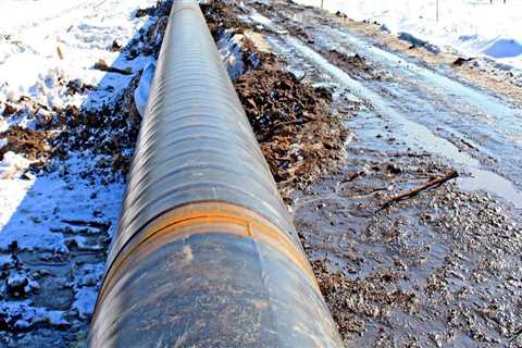 How does pipeline leak detection work?