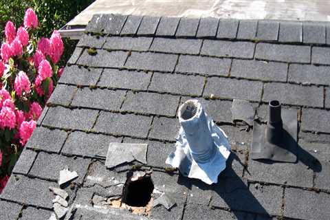 How much does it cost to fix a hole in the roof?