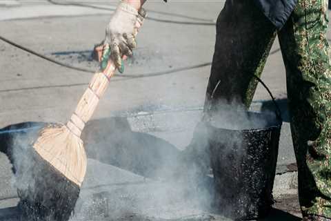 How long does a tar roof patch last?