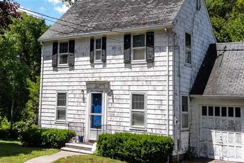 Is fixing up an old house worth it?