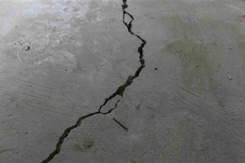 Do all concrete slabs crack?