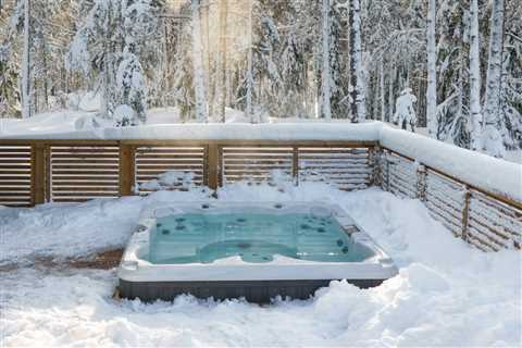 7 Tips on How To Winterize a Hot Tub