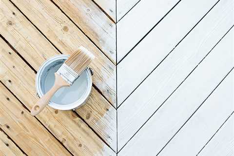 Tips for Deck Staining and Painting in Toronto