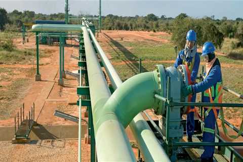 Which gas is used in pipeline?