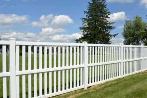 Wood Fence Design Ideas for New Orleans Landscapes