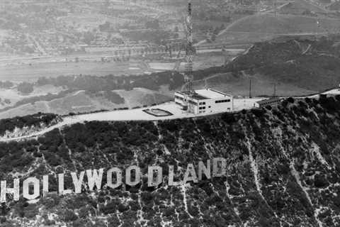 There Was Once a Swimming Pool Above The Hollywood Sign in LA