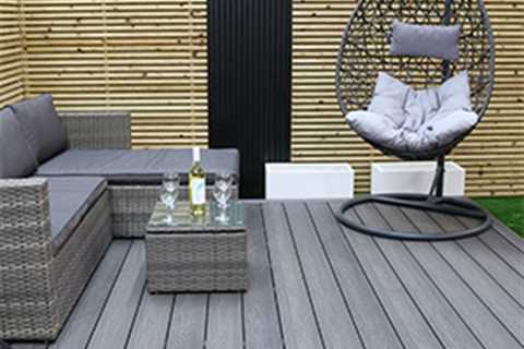 The Benefits of Plastic Decking