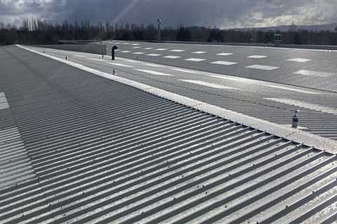 The Essential Duties of Commercial Roofing Experts