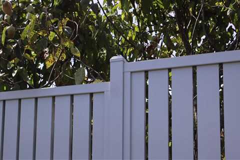 How to Maintain Aluminum Fencing in Auckland’s Weather