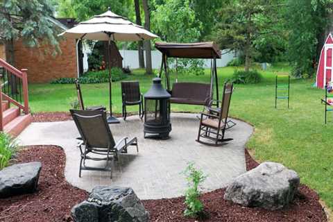 Mulching and Weed Control for a Beautiful Outdoor Space