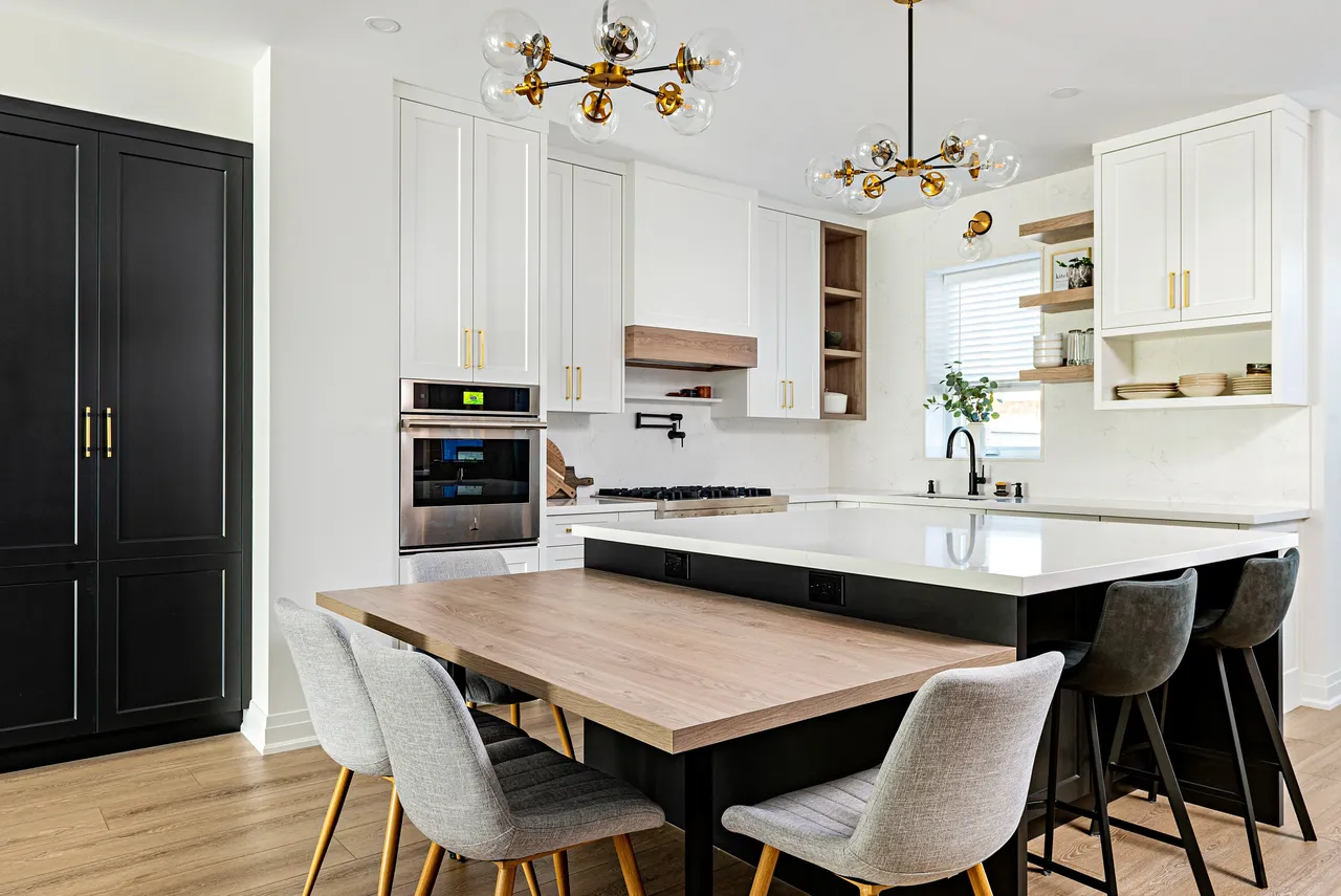 Kitchen Cabinets & Design in Orillia | Custom Solutions