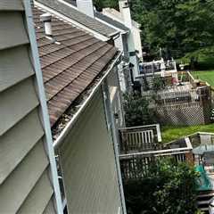 Gutter cleanout contractor Eatontown, NJ