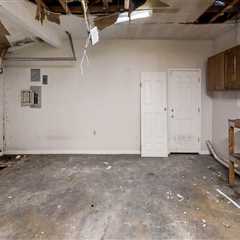 What Common Mistakes Should Be Avoided in DIY Garage Door Repair in TX?