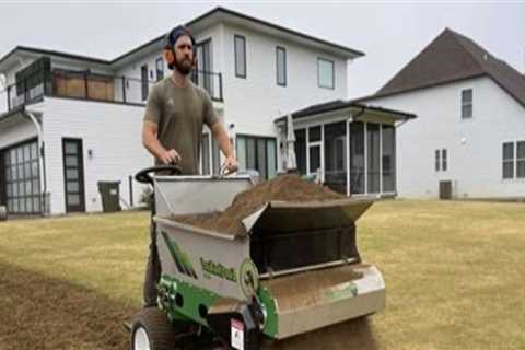Understanding Topdressing in Turf Management: Timing and Techniques
